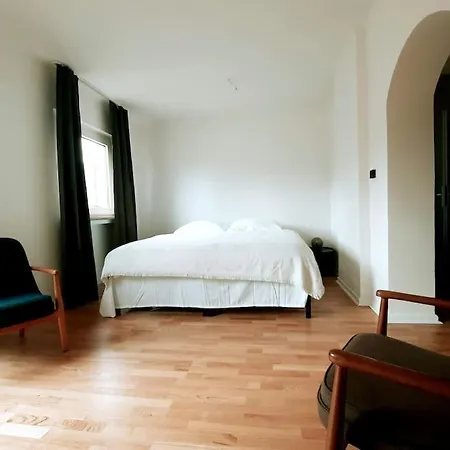 Ueber Den Daechern Duesseldorfs Apartment *